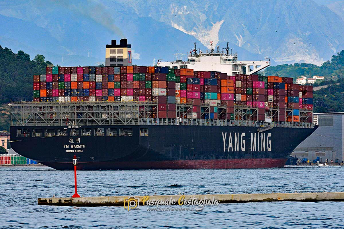più leggero dell'aria 🌐 MOSTRA INTERNAZIONALE Palazzo Yuan Ming Zhuhai, CINA (2019) 🥉 3° POSTO tematico Italia Photo Marathon La Spezia (2019)